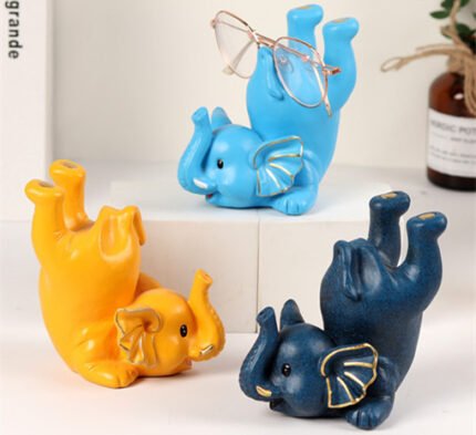 Creative Lucky Elephant Glasses Shelf